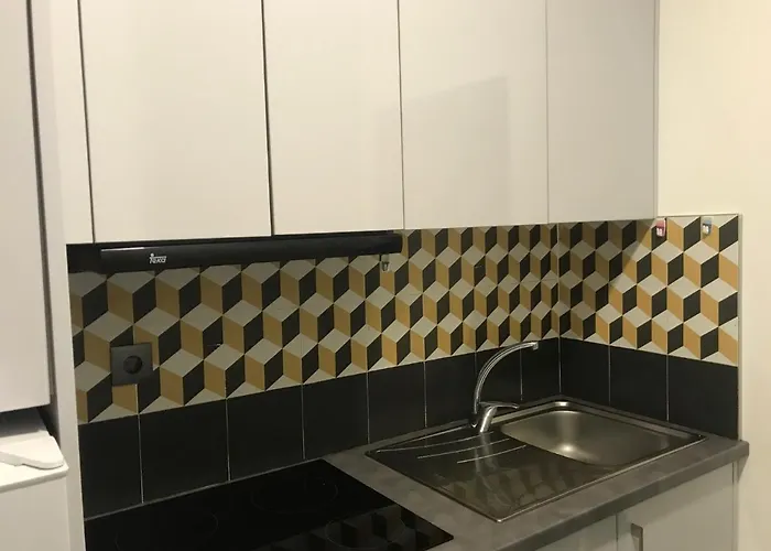 Albergue Wood Steel & Glass Marinha Grande