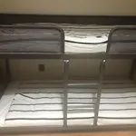 Wood Steel & Glass Hostal *