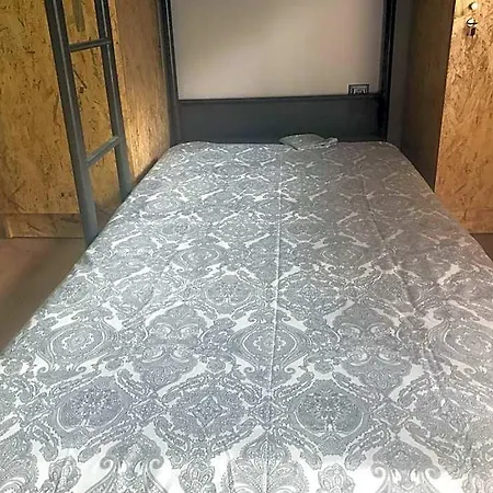 Wood Steel & Glass Hostel Marinha Grande